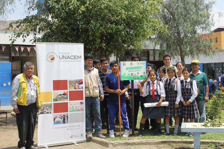 Se realizó Campaña de Arborización en la I.E. Isaías Ardiles en Pachacámac