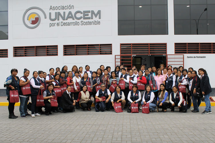 Asociación UNACEM organiza el "Intercambio de experiencias de Agentes Comunitarios de Salud (ACS) de Lima Sur 2015"