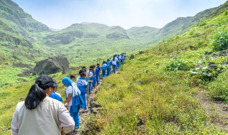 Conectando la infancia con la naturaleza: súbete al bus de la conservación